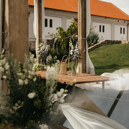 Oblik Resort Louny Esterno foto